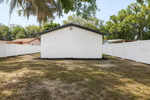 9212 N Brooks St, Tampa, FL 33612 - Photo 23