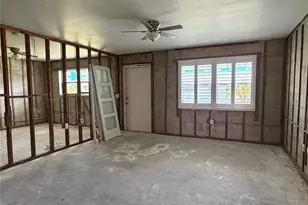 6000 21st St N, Saint Petersburg, FL 33714 - Photo 3