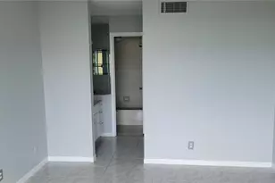 6322 Palma Del Mar Blvd S, Saint Petersburg, FL 33715 - Photo 21