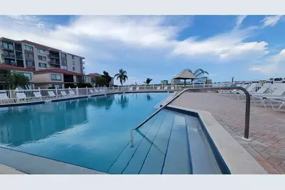 6322 Palma Del Mar Boulevard S #106, Saint Petersburg, FL 33715 - Photo 15