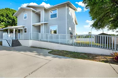 107 47th Avenue N, Saint Petersburg, FL 33703 - Photo 1