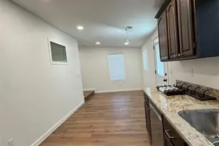 14 Mill St, Tarpon Springs, FL 34689 - Photo 9