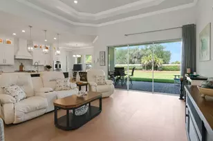 2639 Yacht Pl, Wesley Chapel, FL 33543 - Photo 5