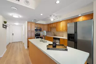 9525 Blind Pass Rd, Saint Pete Beach, FL 33706 - Photo 23