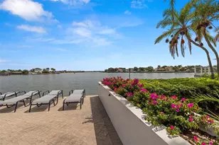 9525 Blind Pass Rd, Saint Pete Beach, FL 33706 - Photo 43