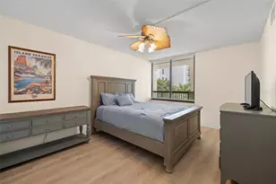 9525 Blind Pass Rd, Saint Pete Beach, FL 33706 - Photo 7