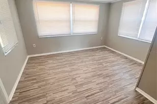 9910 Lake Chrise Ln, Port Richey, FL 34668 - Photo 9