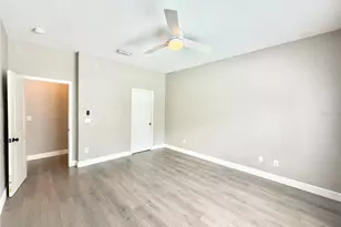804 Coade Stone Dr, Seffner, FL 33584 - Photo 11
