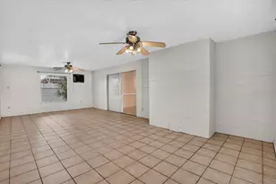 6999 16th Ave N, Saint Petersburg, FL 33710 - Photo 43