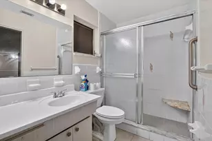 6999 16th Ave N, Saint Petersburg, FL 33710 - Photo 15