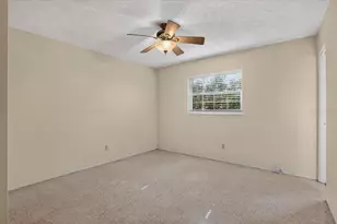6999 16th Ave N, Saint Petersburg, FL 33710 - Photo 17