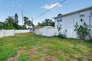 6999 16th Ave N, Saint Petersburg, FL 33710 - Photo 21