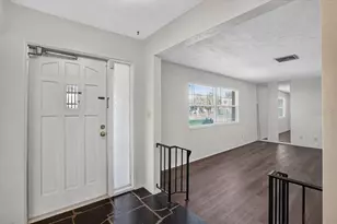 6999 16th Ave N, Saint Petersburg, FL 33710 - Photo 11