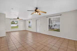 6999 16th Ave N, Saint Petersburg, FL 33710 - Photo 7