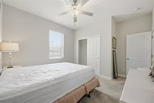 21816 Crest Meadow Dr, Land O Lakes, FL 34637 - Photo 17