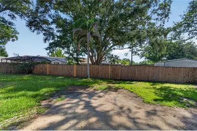 522 Highview Circle N, Brandon, FL 33510 - Photo 17