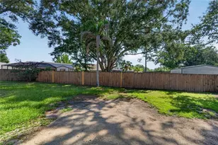 522 Highview Cir N, Brandon, FL 33510 - Photo 17