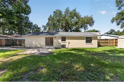 522 Highview Circle N, Brandon, FL 33510 - Photo 19