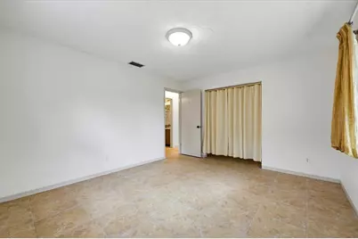 5027 1st Avenue N, Saint Petersburg, FL 33710 - Photo 13