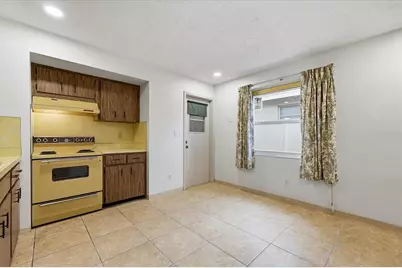 5027 1st Avenue N, Saint Petersburg, FL 33710 - Photo 9