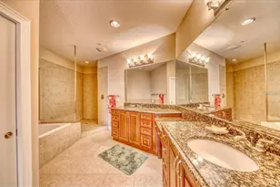 1042 Bellasol Way, Apollo Beach, FL 33572 - Photo 23