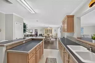 38310 Pear Ct, Zephyrhills, FL 33542 - Photo 25
