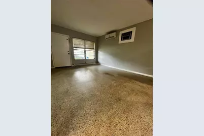 1411 Kennywood Drive #Apt B, Largo, FL 33770 - Photo 9