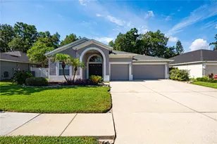 1914 Samantha Ln, Valrico, FL 33594 - Photo 3