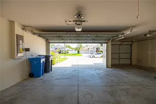 1914 Samantha Ln, Valrico, FL 33594 - Photo 15