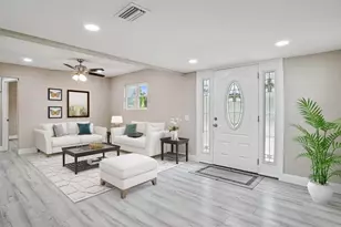 5135 Newton Ave S, Gulfport, FL 33707 - Photo 3