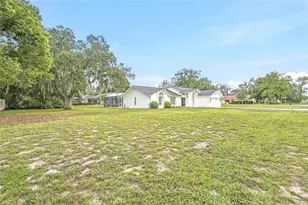 2462 Stephanie Dr, Spring Hill, FL 34608 - Photo 45