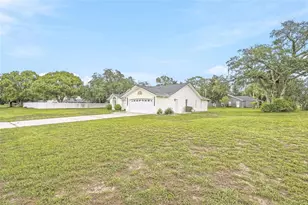 2462 Stephanie Dr, Spring Hill, FL 34608 - Photo 47