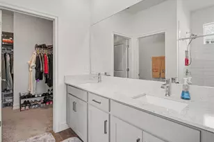 11704 74th Cir E, Palmetto, FL 34221 - Photo 13
