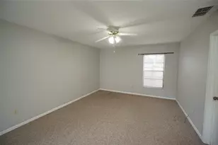 8755 Hampden Dr, Tampa, FL 33626 - Photo 29