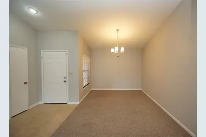 8755 Hampden Drive, Tampa, FL 33626 - Photo 7