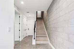 2724 5th Ave S, Saint Petersburg, FL 33712 - Photo 3