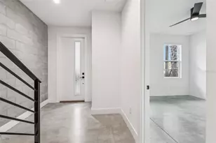 2724 5th Ave S, Saint Petersburg, FL 33712 - Photo 5