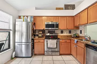 3409 Hillmoor Dr, Palm Harbor, FL 34685 - Photo 9