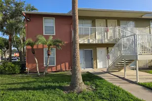 220 Lake Parsons Green, Brandon, FL 33511 - Photo 1