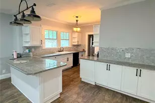 708 E Crenshaw St, Tampa, FL 33604 - Photo 3