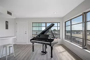 6363 Gulf Winds Dr, Saint Pete Beach, FL 33706 - Photo 15