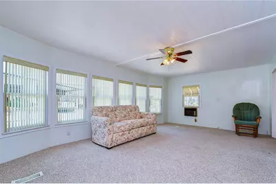37816 Barcelona Avenue, Zephyrhills, FL 33541 - Photo 9