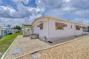 37816 Barcelona Ave, Zephyrhills, FL 33541 - Photo 39
