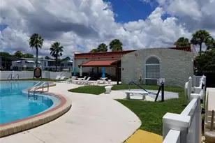 37816 Barcelona Ave, Zephyrhills, FL 33541 - Photo 41