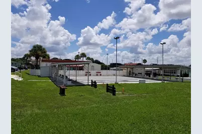 37816 Barcelona Avenue, Zephyrhills, FL 33541 - Photo 47