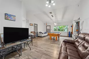 5048 Muriel Ln, New Port Richey, FL 34653 - Photo 9