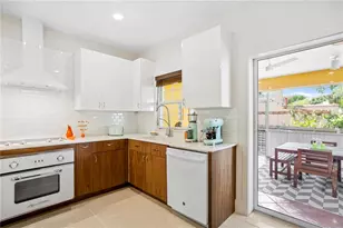 2217 Brevard Rd NE, Saint Petersburg, FL 33704 - Photo 15