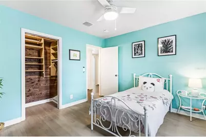 2217 Brevard Road NE, Saint Petersburg, FL 33704 - Photo 25