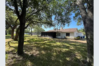 8205 Pagoda Drive, Spring Hill, FL 34606 - Photo 13
