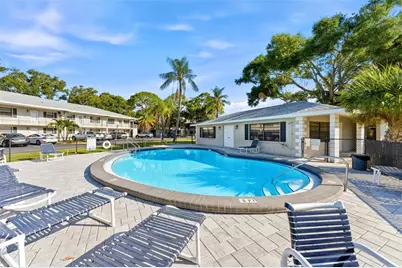 101 Lake Avenue NE #215, Largo, FL 33771 - Photo 39